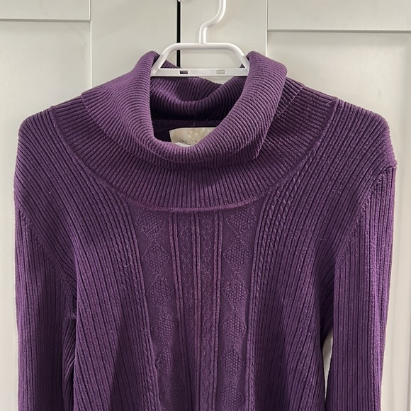 Turtleneck in royal purple - Picture 1 of 6
